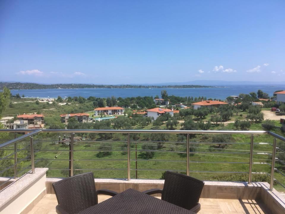 Thealos Rooms Вурвуру Екстериор снимка
