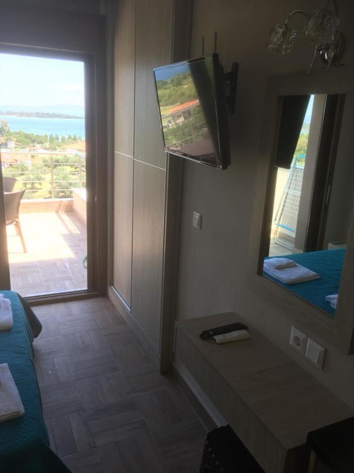 Thealos Rooms Вурвуру Екстериор снимка