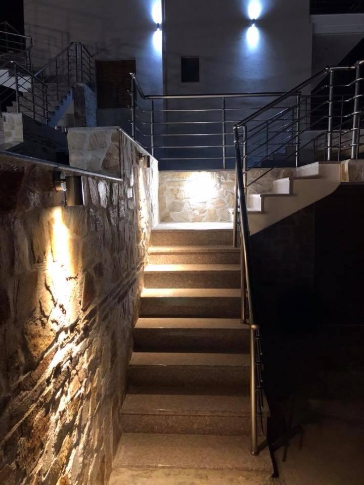 Thealos Rooms Вурвуру Екстериор снимка